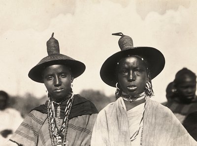 ファシズムの時代に帝国を築く。アビシニアンのエレガンス、1936年9月5日（モノクロ写真 作： Modestino Baldinetti