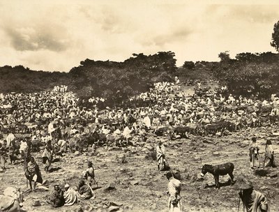 ファシズムの時代に帝国を築く。アビシニアン市場、1936年09月05日（モノクロ写真 作： Modestino Baldinetti