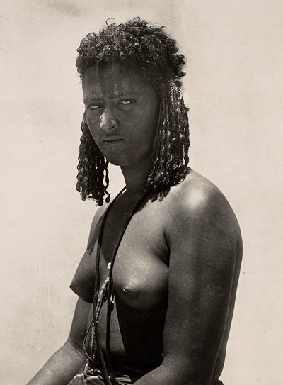 ファシズムの時代に帝国を築く：ビレンの女性 1936年09月05日（モノクロ写真 作： Modestino Baldinetti
