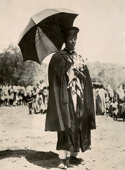 ファシズムの時代に帝国を築く：アビシニアンの神父 1936年09月05日（モノクロ写真 作： Modestino Baldinetti
