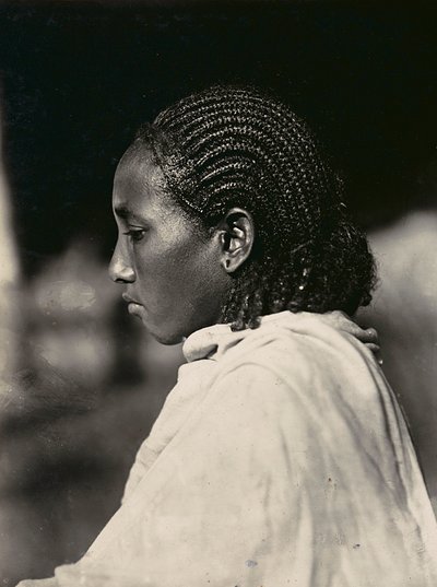 ファシズムの時代に帝国を築く：アビシニアンの女性 1936年09月05日（モノクロ写真 作： Modestino Baldinetti