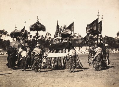 ファシストの時代に帝国を築く：フェスティバル、ダメラ、1936年9月5日（モノクロ写真 作： Modestino Baldinetti