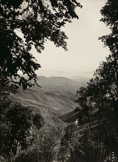 ファシズムの時代に帝国を築く：ギールギールの谷間、1936年9月5日（モノクロ写真 作： Modestino Baldinetti