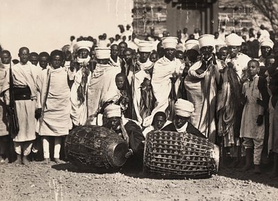 ファシズムの時代に帝国を築く：マスカルの祭り、1936年09月05日（モノクロ写真 作： Modestino Baldinetti