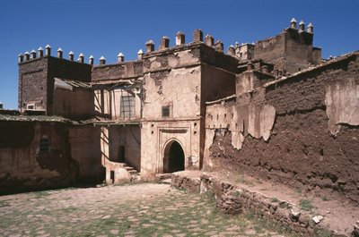 タミエルグラウイのカスバの外観 作： Moroccan School