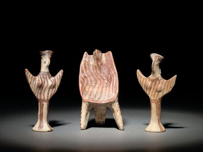 プシ・フィギュア、座像のある玉座、プシ・フィギュア 紀元前1300～1200年頃（テラコッタ 作： Mycenaean