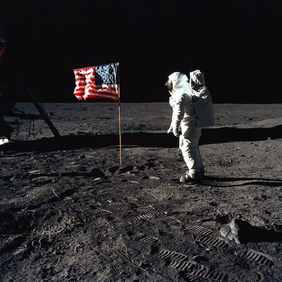 アポロ 11 号 - NASA、1969 年。 作： NASA Images