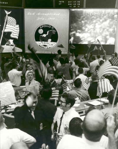 アポロ 11 号 - NASA、1969 年。 作： NASA Images