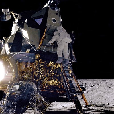 アポロ 12 号 - NASA、. 作： NASA Images