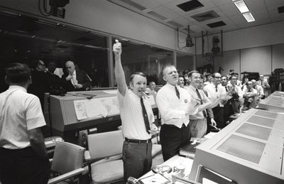 アポロ 13 号 - NASA、1970 年。 作： NASA Images
