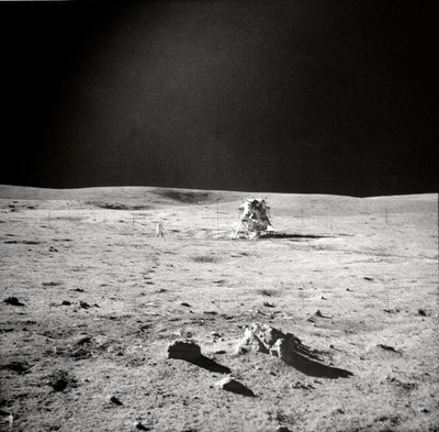 アポロ 14 号 - NASA、1971 年。 作： NASA Images
