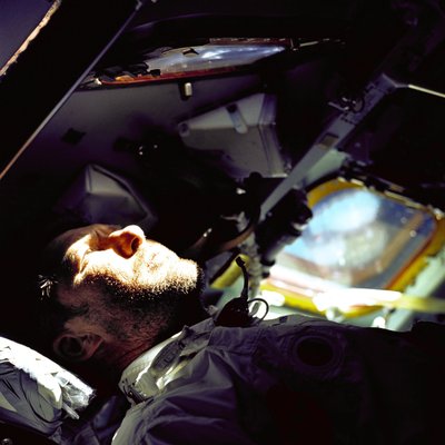 アポロ 7 号 - NASA、1968 年。 作： NASA Images