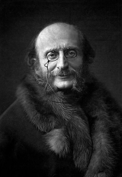 フランスの作曲家ジャック・オッフェンバック（1819-1880）1876年頃（モノクロ写真 作： Nadar