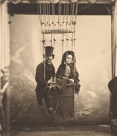 [気球に乗った妻アーネスティンと一緒のナダル], ca. 1865年、1890年代に印刷。 作： Nadar