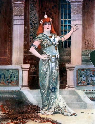 Isolde、c1902としてサラベルナール。 作： Nadar