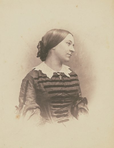 [見知らぬ女性の肖像］ 作： Nadar [Gaspard Félix Tournachon]
