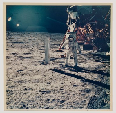 アポロ 11 号の月面着陸 作： Neil Armstrong
