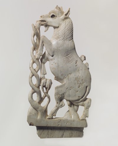 飼育ヤギの透かし彫りの家具の飾り額、紀元前9〜8世紀 作： Neo Assyrian