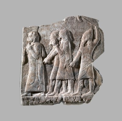 救済：捕虜の行列、紀元前704年から681年頃（石膏アラバスター） 作： Neo Assyrian