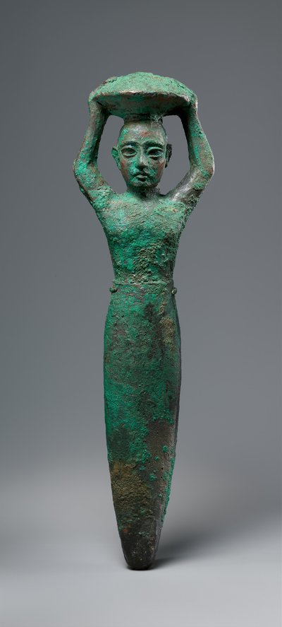 かごを持ったウルのシュルギ王の基礎像c。紀元前2094年から2047年（銅） 作： Neo Sumerian