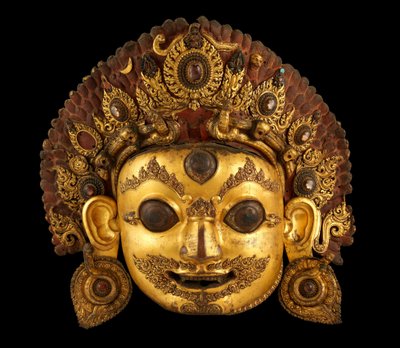 バイラヴァの頭部 16世紀頃（金銅・ロックシスタル彩色済み 作： Nepalese School