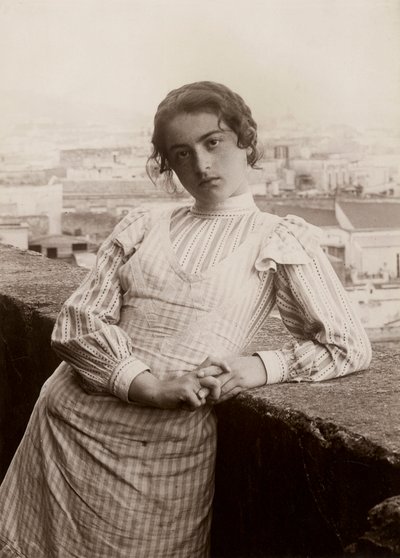 テラスにいる若い女性、ナポリ 作： Nicola Biondi