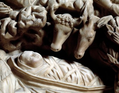 Art and Gothic architecture: the nativite - Nicola Pisano (1215/20-1278/84) が1266年から1268年にかけて製作した大理石の説教台の浮き彫りの詳細（大理石の説教台の詳細、キリストの降誕） Cathedrale Notre-Dame-de-l