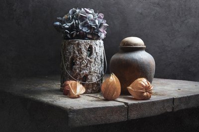 ヴィンテージの花の静物画 作： OSAMA OMAR ALIE