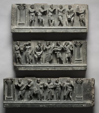 バッカナリアンレリーフ、パキスタン、ガンダーラ、ブナー地域、クシャン時代初期（AD1-320）（片岩 作： Pakistani School