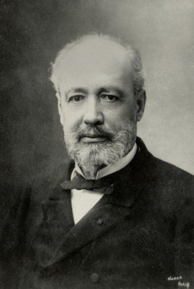  作： Paul Nadar