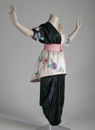 ソルベのイブニングドレス 作： Paul Poiret