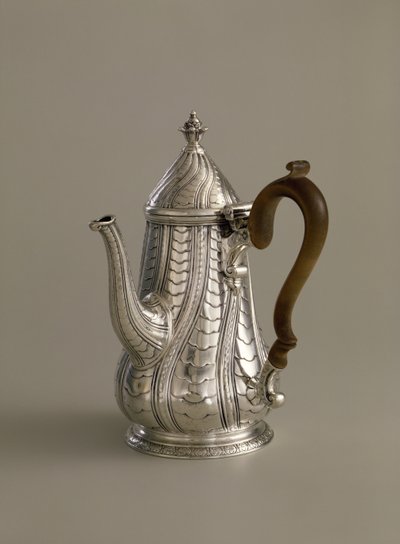 コーヒーポット 作： Paul de Lamerie