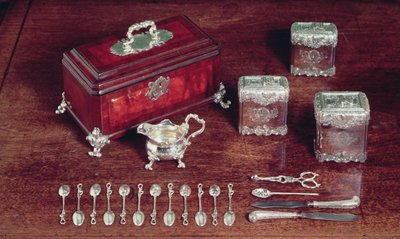 茶道具（1735年頃）（銀・木 作： Paul de Lamerie