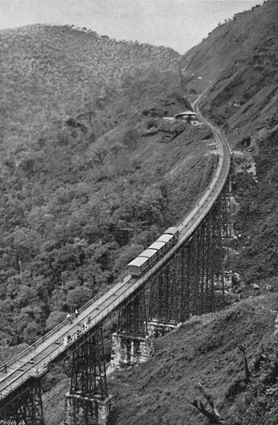 Viaducto da EF Ingleza、1895 作： Paulo Kowalsky