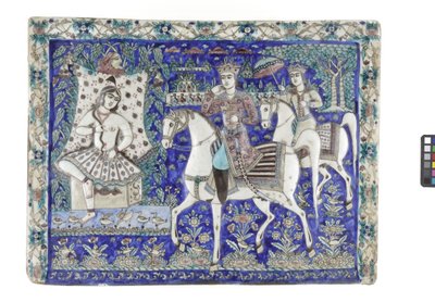 テヘランのタイル、19世紀（成形フリットウェア、釉薬の下塗り） 作： Persian School