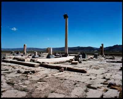 キュロス時代に建設された第一王宮跡の眺め 作： Persian School