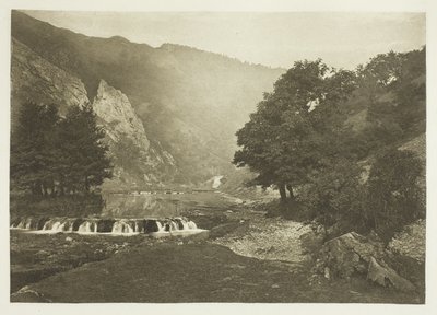 ダービーシャー、ダブ・デール入り口 作： Peter Henry Emerson
