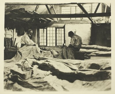 セイルロフトで 作： Peter Henry Emerson