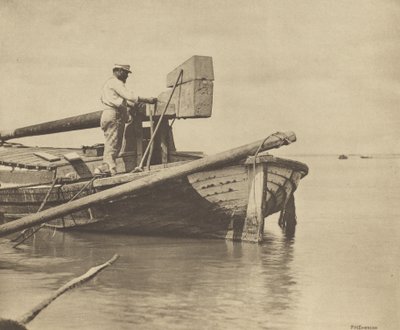 [ウェリーを繕う] 作： Peter Henry Emerson