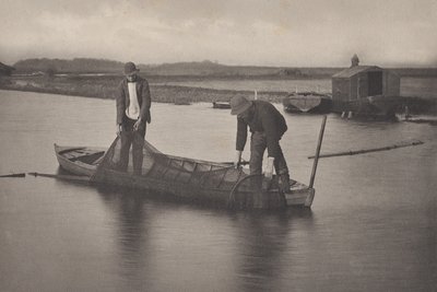 うなぎ網を取り上げる 作： Peter Henry Emerson