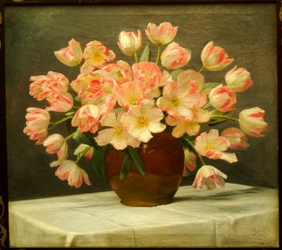 ドレープテーブルの上の花瓶のチューリップ 作： Peter Johan Schou
