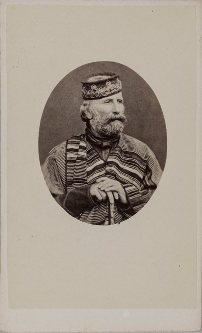 ジュゼッペ・ガリバルディの肖像 1807-1882, 1882. 作： Photo studio Alessandro Pavia.