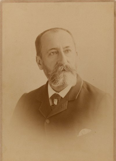 作曲家カミーユ・サン=サーンスの肖像 1835-1921. 作： Photo studio J. Lacroix.