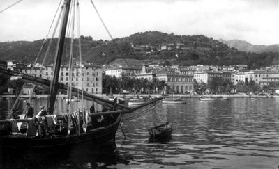 コルシカ島のアジャクシオ港の眺め、1930年頃（白黒写真） 作： Photographer French