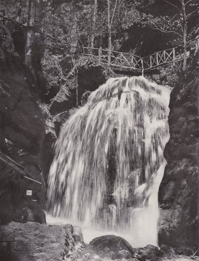 Amselfall（モノクロ写真 作： Photographer German
