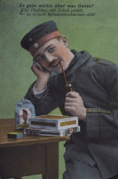 パイプを吸うドイツ軍兵士（カラー写真 作： Photographer German