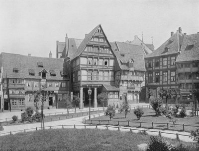 柱の家 Am Andreasplatz（モノクロ写真 作： Photographer German