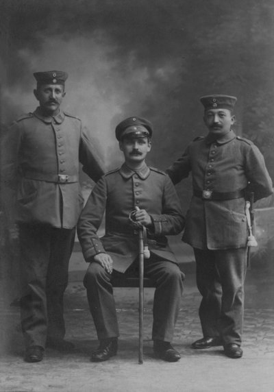 3人のドイツ兵の肖像（モノクロ写真 作： Photographer German