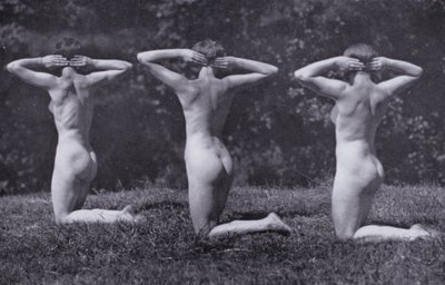 美しい身体、女性のための身体文化（モノクロ写真 作： Photographer German
