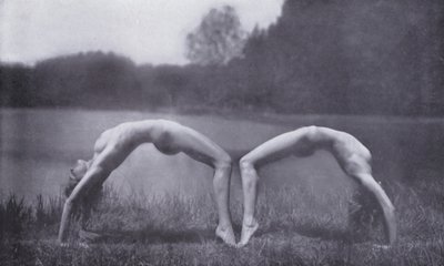 美しい身体、女性のための身体文化（モノクロ写真） 作： Photographer German